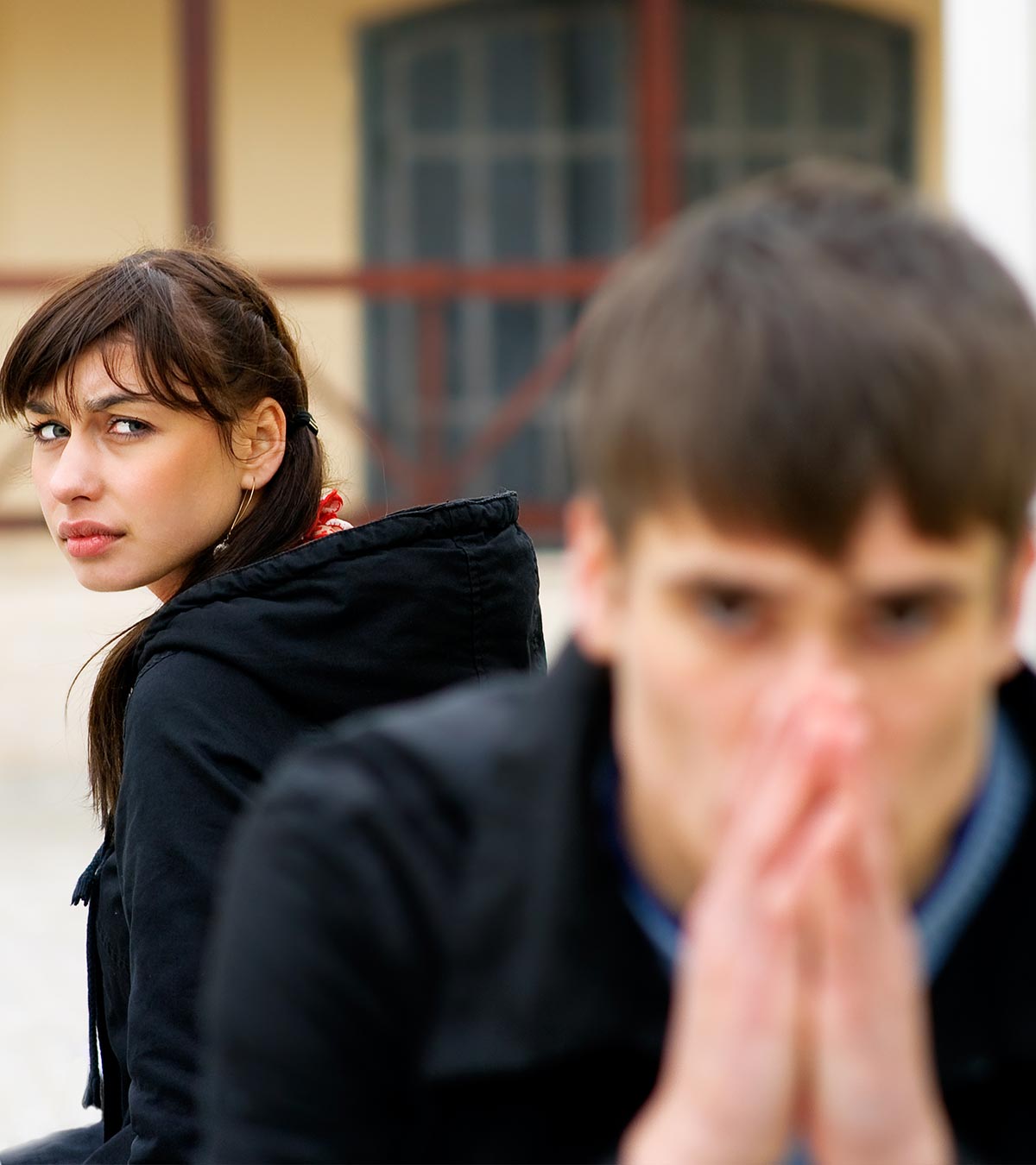How to deal with emotionally unavailable partner