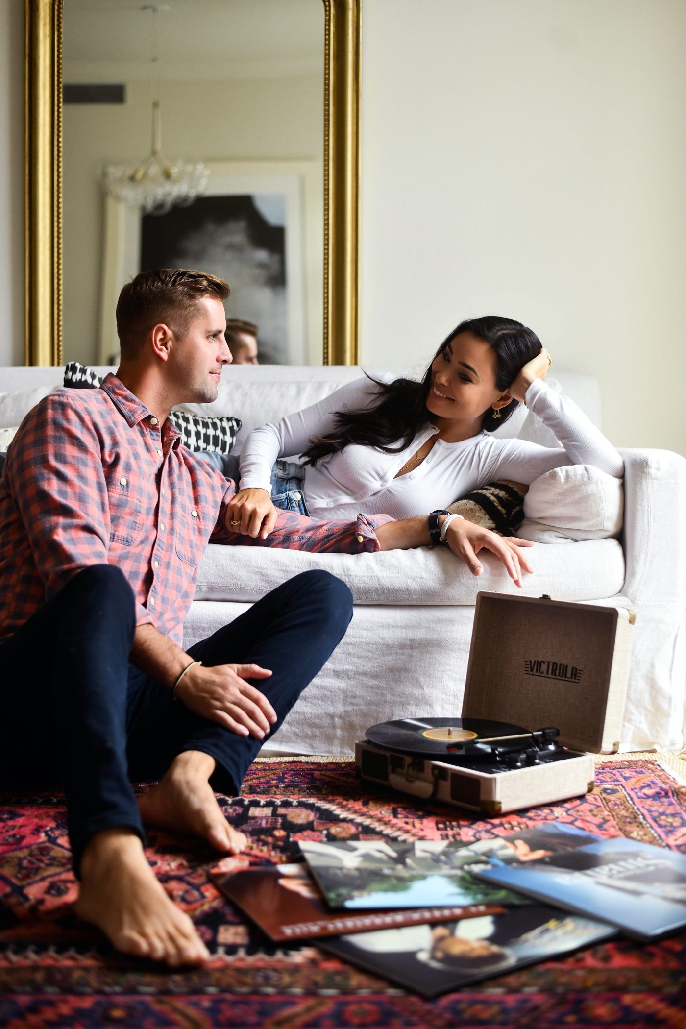 Minimalist Living: Tips for Decluttering and Simplifying Your Life
